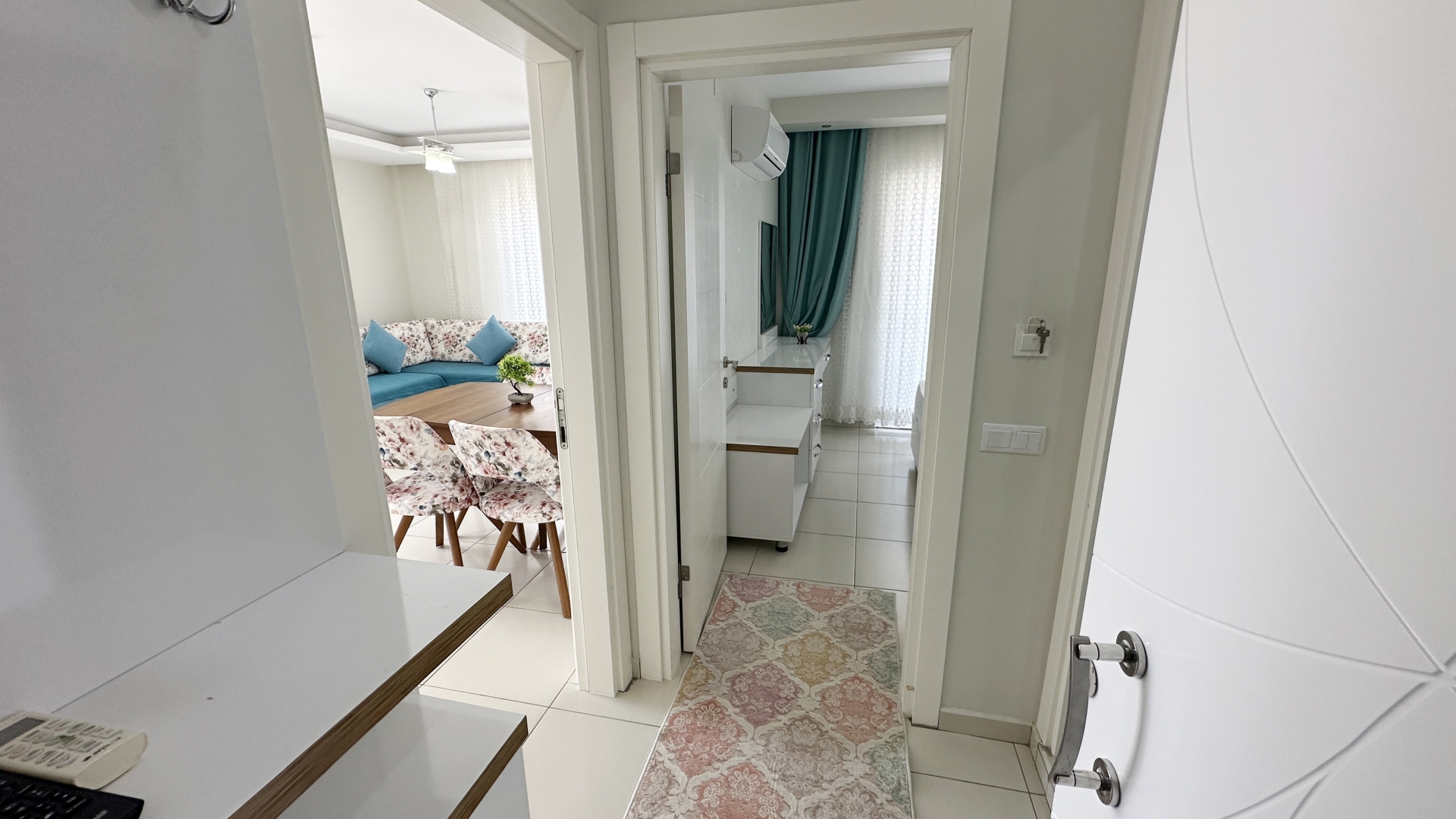 Seruse Apart Otel Daire Girişi